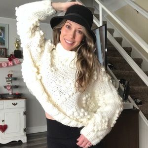 ChicWish xs cream heart chunky knit crop sweater top